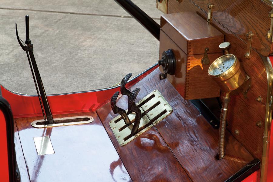  Ford Model T Touring 1909 года  (фото 17 из 63)